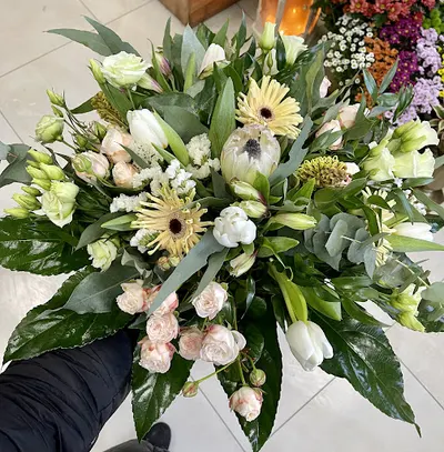 Kwiaciarnia. Ola Płonek